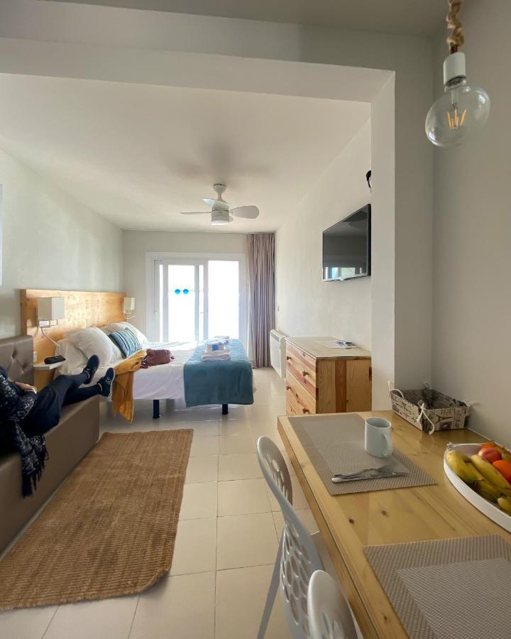 Apartaments Gibert サン・アントニオ・デ・カランジャ エクステリア 写真